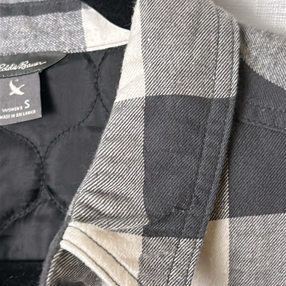 Eddie Bauer Women oversized plaid flannel shacket,jacket.Heavy flannel shirt - Picture 9 of 11